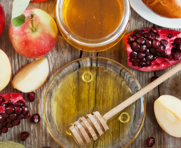 apples-honey-rosh-hashanah apples-honey-rosh-hashanah